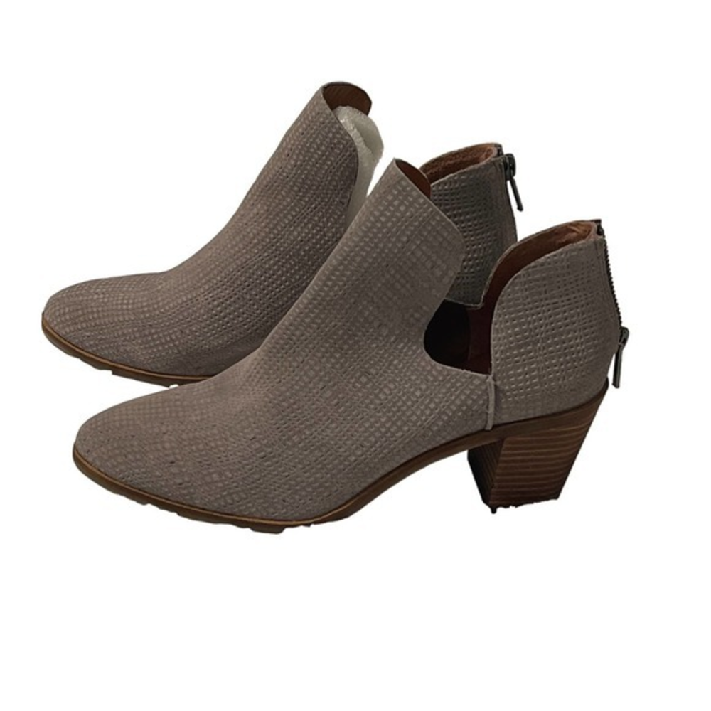 Lucky Brand Basel Taupe Textured Ankle Booties Side Cutout Block Heel 9.5M